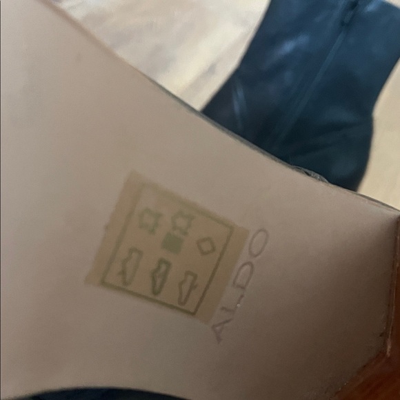 Aldo Black Leather Ankle Boots Size 8 - Picture 2 of 12